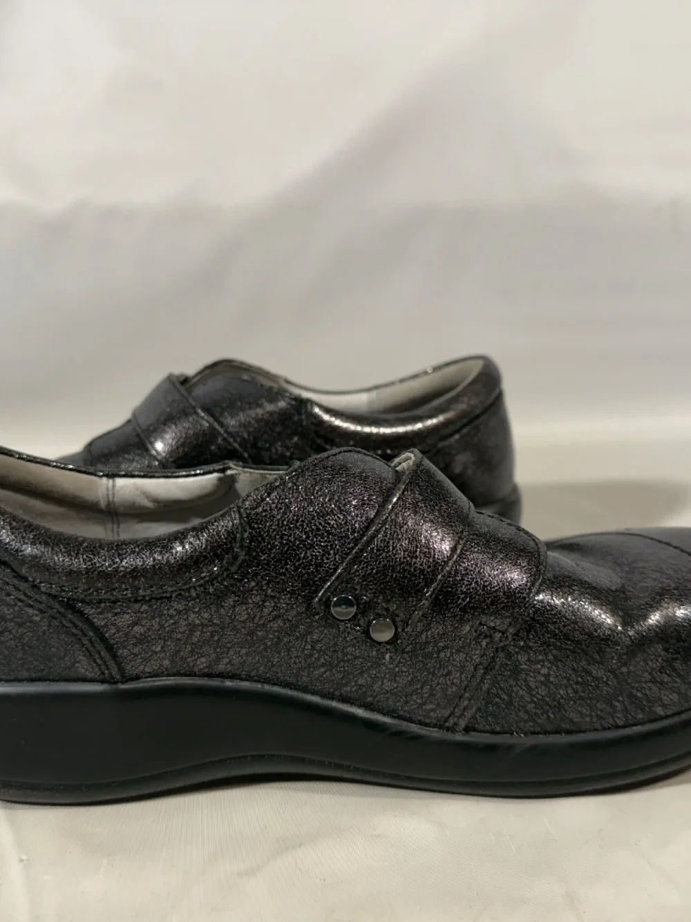 Alegria PG Lite Khloe Slip-On Black Metallic Nursing Work Shoes Size 37 (6.5-7)